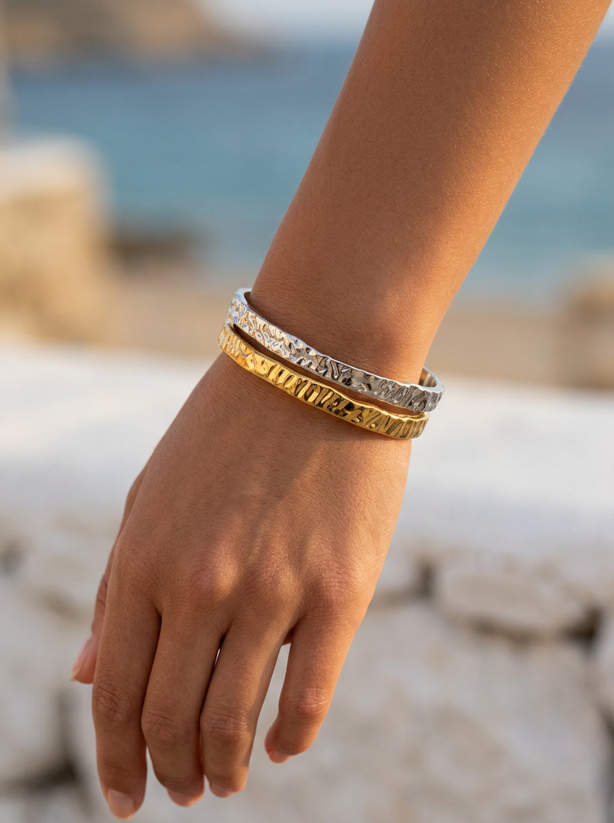Wavy Bangle